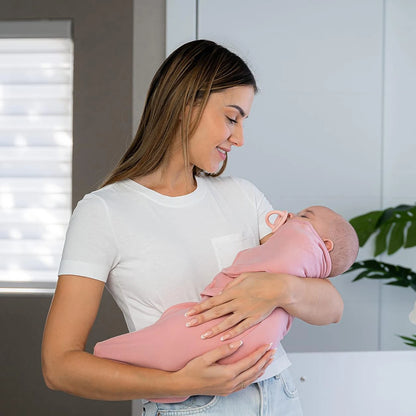 Set of 3 newborn swaddle blankets w/baby hats,